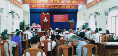 Phát hành tập sách “Lịch sử Đảng bộ xã Tam Dân (1975-2015)